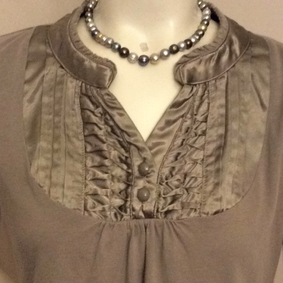 OLIVE GREEN TOP - Picture 2 of 2